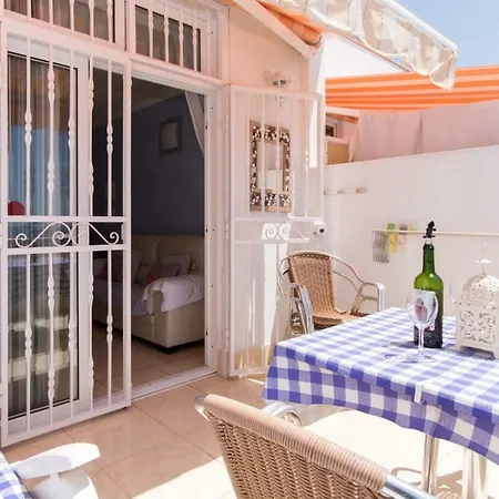 Azahara Playa 39 - One Bed Apartment Los Cristianos (Tenerife)