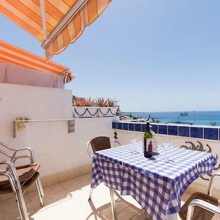 Azahara Playa 39 - One Bed * Los Cristianos (Tenerife)