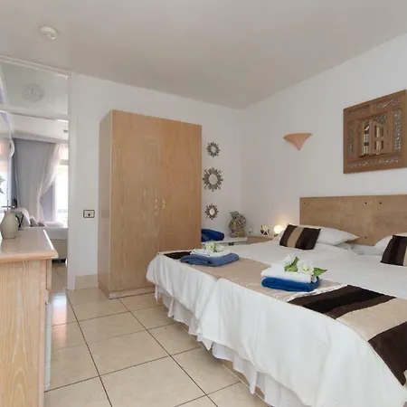 Azahara Playa 39 - One Bed Los Cristianos (Tenerife)